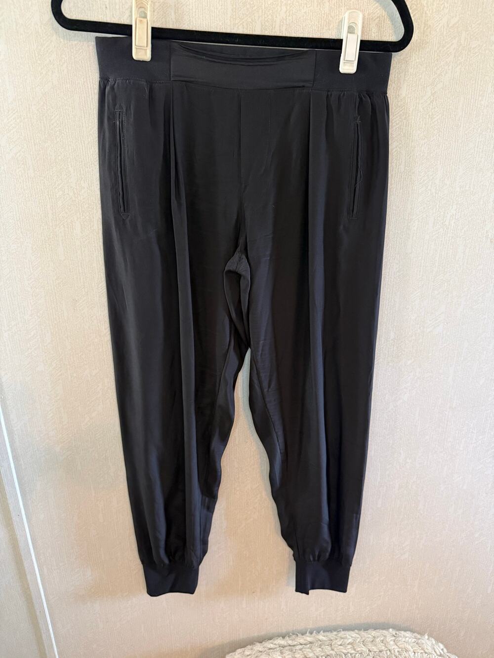 ATM Anthony Thomas Melillo 100% Silk Black Jogger Pants Size M
